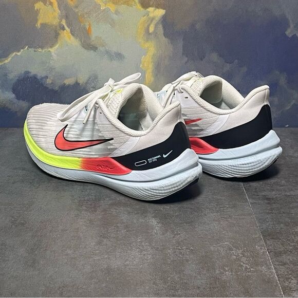 Nike Zoom Winflo 9 DX3352-100 Women's White Running Shoes Size 7.5 - Picture 14 of 16